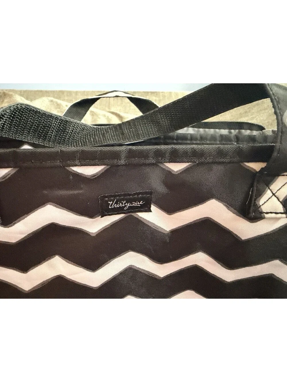 Thirty One True Beauty Bag In Black Chevron Makeup Organizer Monogram K READ